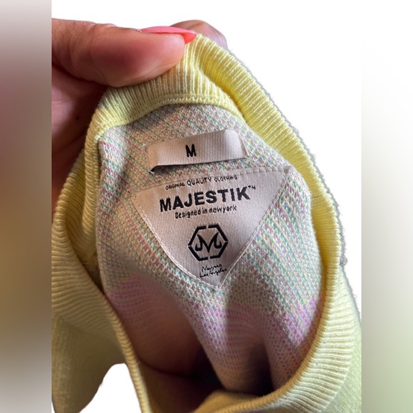 Majestik Sweater - Rage Of A Rebellion - Multi Pastel - SW2235 Size Medium - Picture 14 of 14